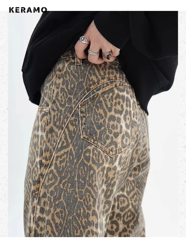 Leopard Print Wide-Leg Jeans