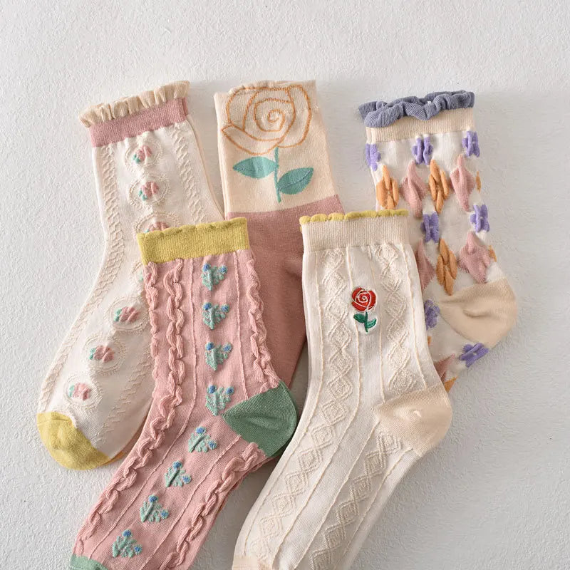 5 Pairs/ Lot Dreamlikelin Woman Socks Harajuku Retro Embroidery Spring 3D Knitting Flowers Embossed Print Lolita Christmas Gift