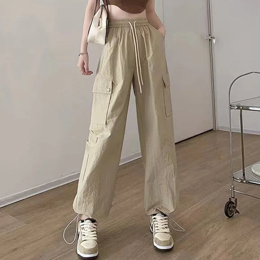 Pocketed Wide-Leg Cargo Pants