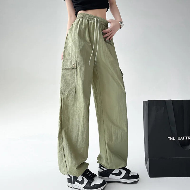 Pocketed Wide-Leg Cargo Pants
