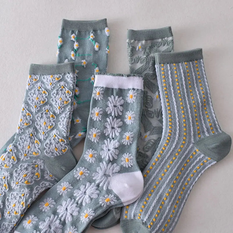 5 Pairs/ Lot Dreamlikelin Woman Socks Harajuku Retro Embroidery Spring 3D Knitting Flowers Embossed Print Lolita Christmas Gift