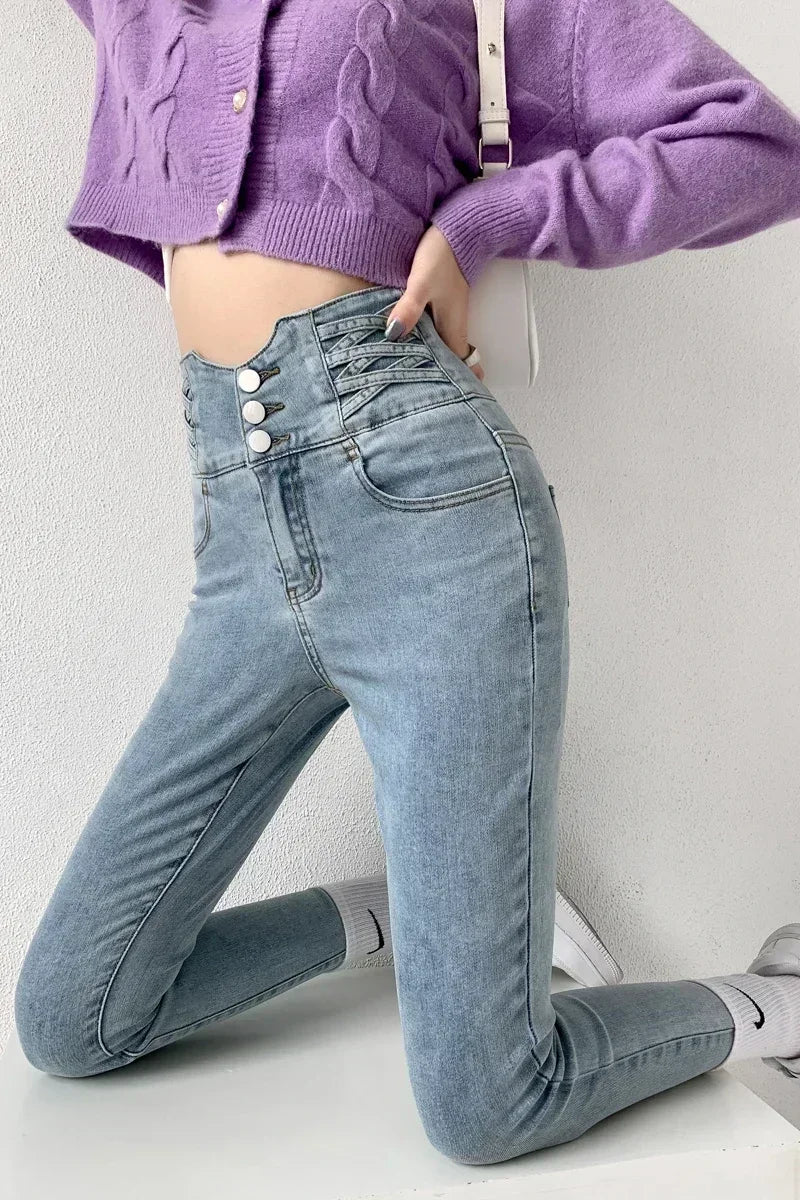 Buttoned Vintage Skinny Jeans