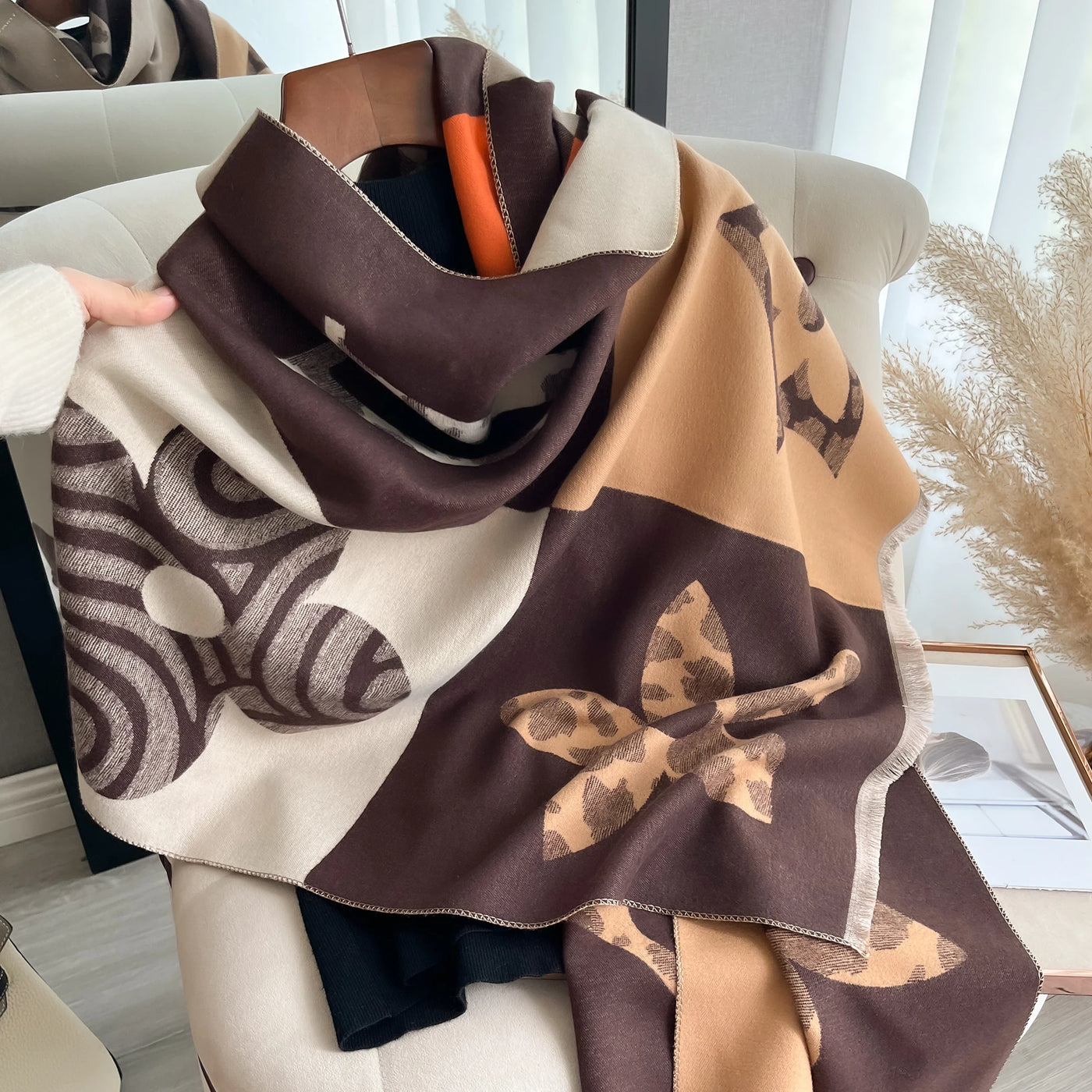 Fresh Floral Print Scarf Imitation Cashmere Shawl Short Beard Soft Comfortable Wrap Shawl Autumn Winter Elegant Warm Scarf
