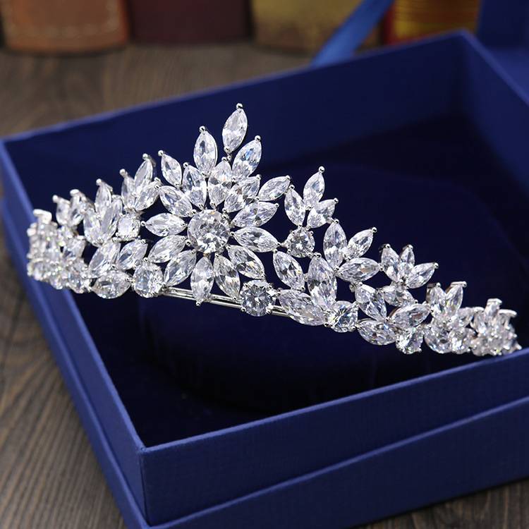 Stunning Zirconia Tiara  